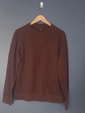 Banana Republic Men's Dark Brown Crewneck Sweater